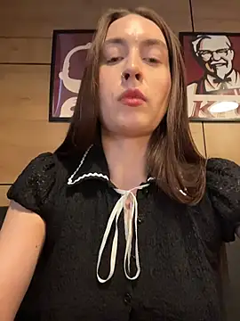 Holly_Play webcam