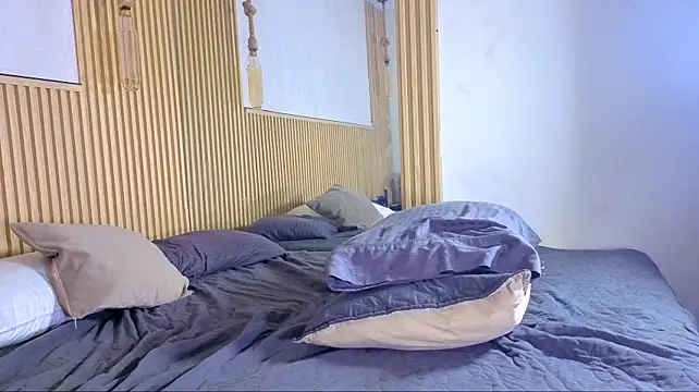 maxmuscle10 webcam