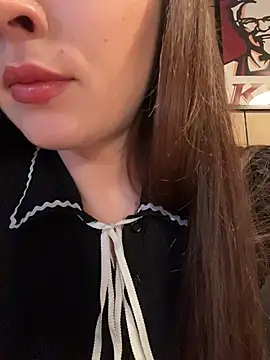 Holly_Play