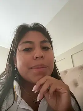 Mollythecutie live cam on StripChat