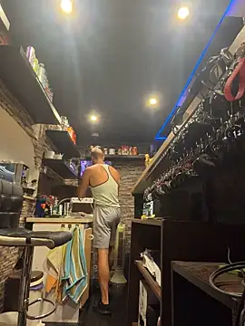 Johnytrain's live cam