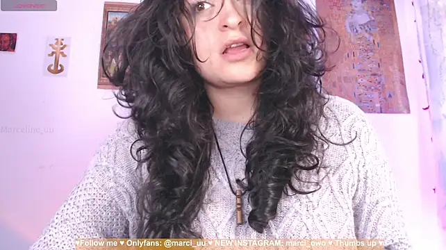 Marci_owo live cam on StripChat