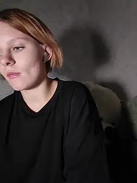NinaParri live cam on StripChat