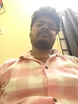 Sravani_cutee_ live cam on StripChat