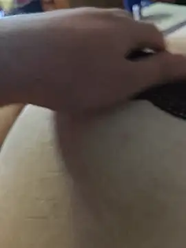 MadaamJizz_DickLewd webcam