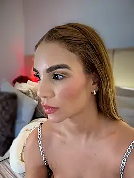 Lia_Brooks