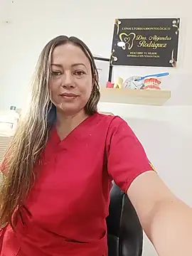 _Dentist-Madisson_04 live cam on StripChat