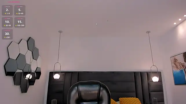 ValeriaRoldanX live cam on StripChat