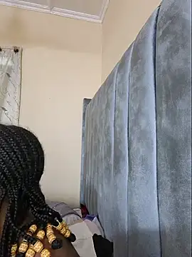 slim_ebon live cam on StripChat