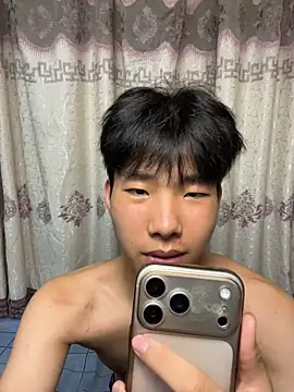 qomelo live cam on StripChat