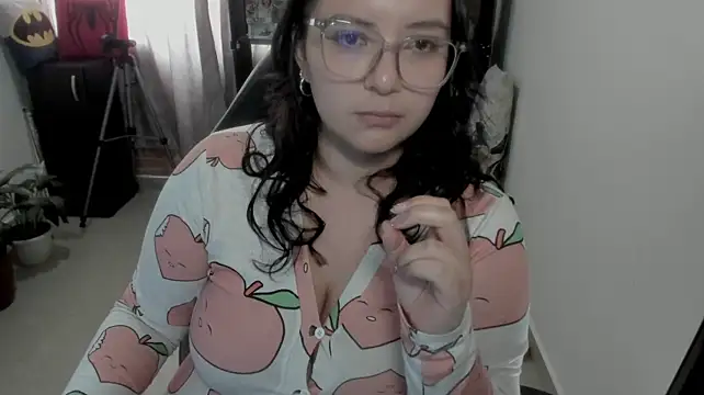 aika-dreams live cam on StripChat