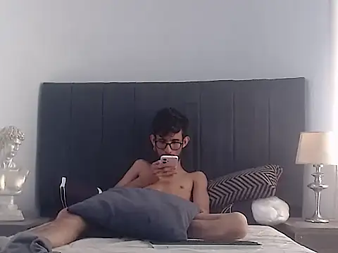 sasuke_bigcock