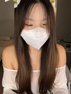 _xiaoxinxin_ live cam on StripChat