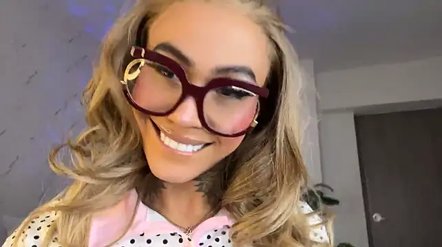 Leldelilly - Trans webcam sex chat