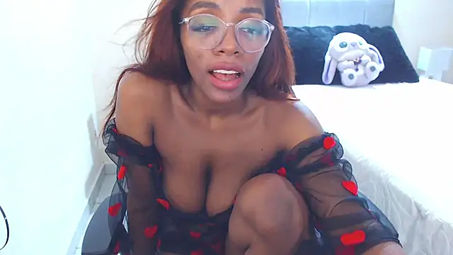 Keyra_Dainty live cam on StripChat