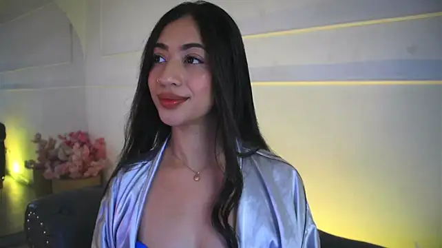 charlotterusso live cam on StripChat