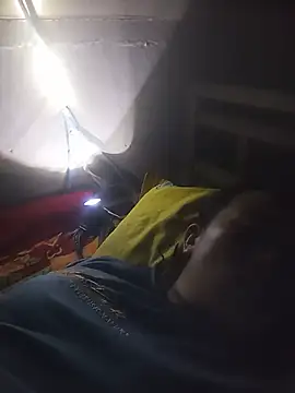jerry-xx live cam on StripChat