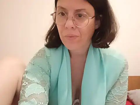 hotnathy69 live cam on StripChat