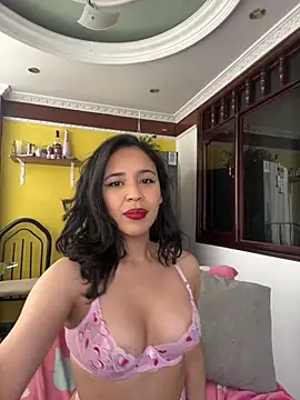 Esmerald_1111 live cam on StripChat