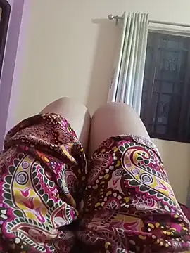 Bristy_BigBoobs live cam on StripChat