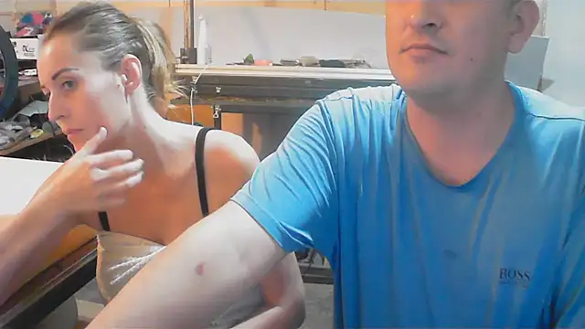DenMaretxx live cam on StripChat
