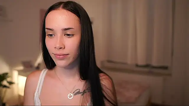 MagenRain live cam on StripChat