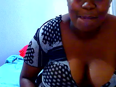 DESIRESSKISS live cam on StripChat