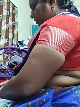 yamini1431 live cam on StripChat