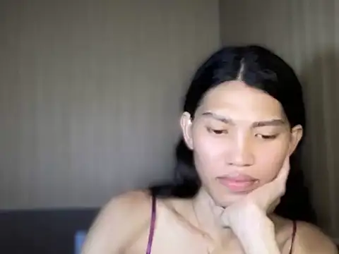 Yourgoddess_jayve live cam on StripChat