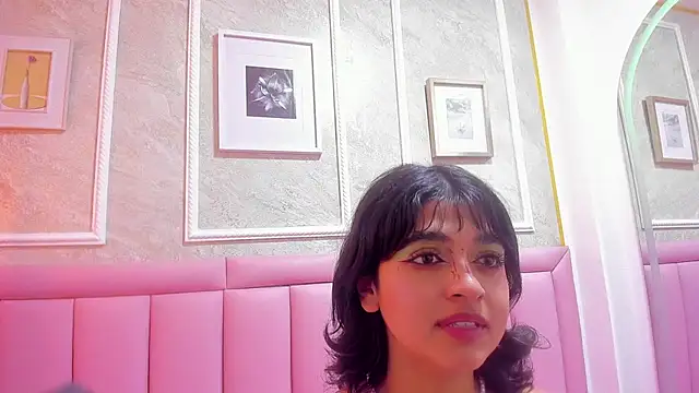 velvet_girll live cam on StripChat