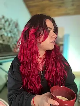 NikkiNix