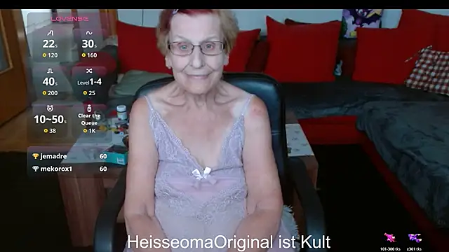 HeisseomaOriginal live cam on StripChat