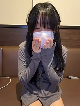 natsu067 Live Webcam on Stripchat