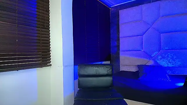 Tyler_Mcrey live sex cam