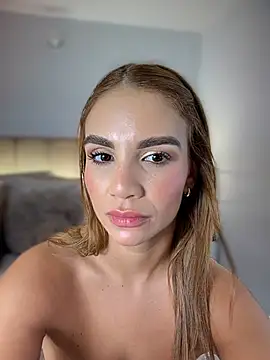 Lia_Brooks