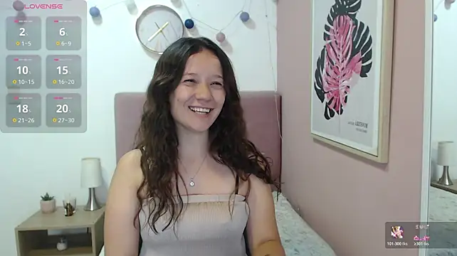 lanna_1878 live cam on StripChat
