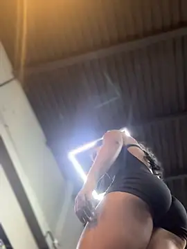 Sexysoeh live cam on StripChat