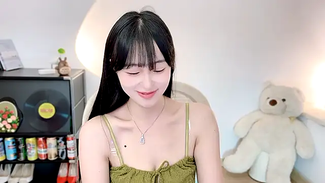 Onechestnut live sex cam