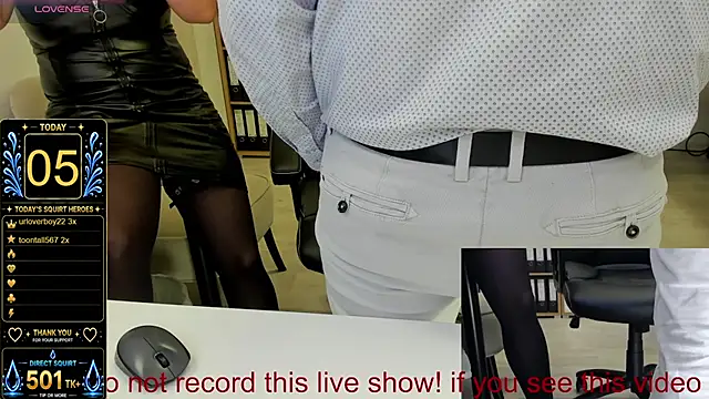squirt_milf_viktoria live webcam