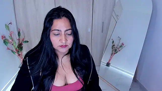 Adele_Sweett live cam on StripChat