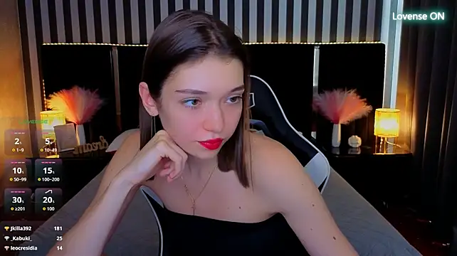Cherry_Wipe live cam on StripChat
