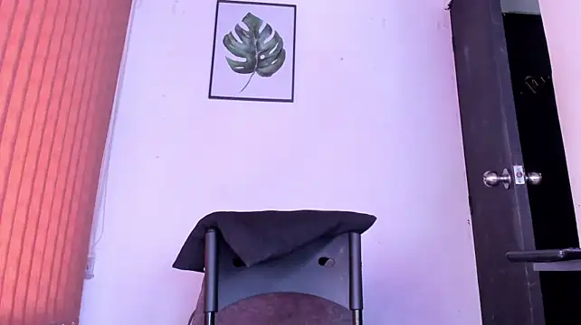 alondrabigtits 🕵 live chat