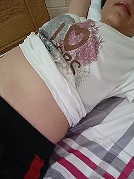 Doremon_95 live cam on StripChat