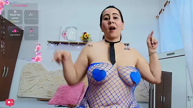 Sophie_Tyler