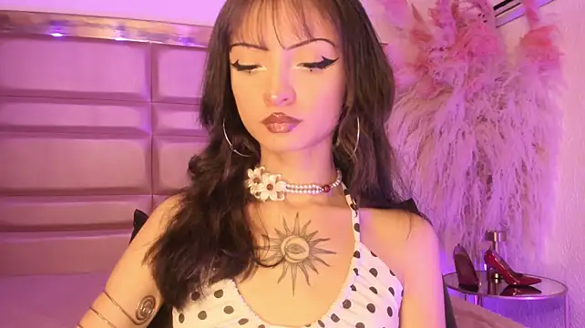 MaddieStark live cam on StripChat