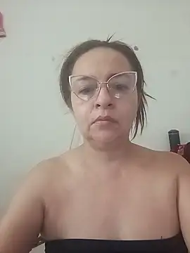 tany90 live cam on StripChat