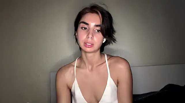 JessiaRuezga live cam on StripChat