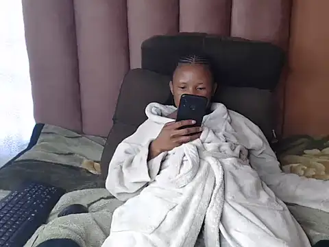 Yummy_Bubble_Butt live cam on StripChat