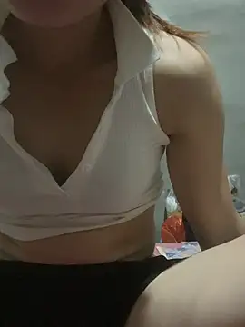 quyquy01 live cam on StripChat