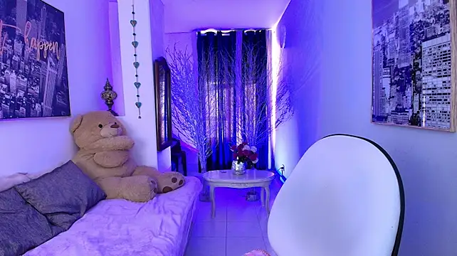 nina_smalls